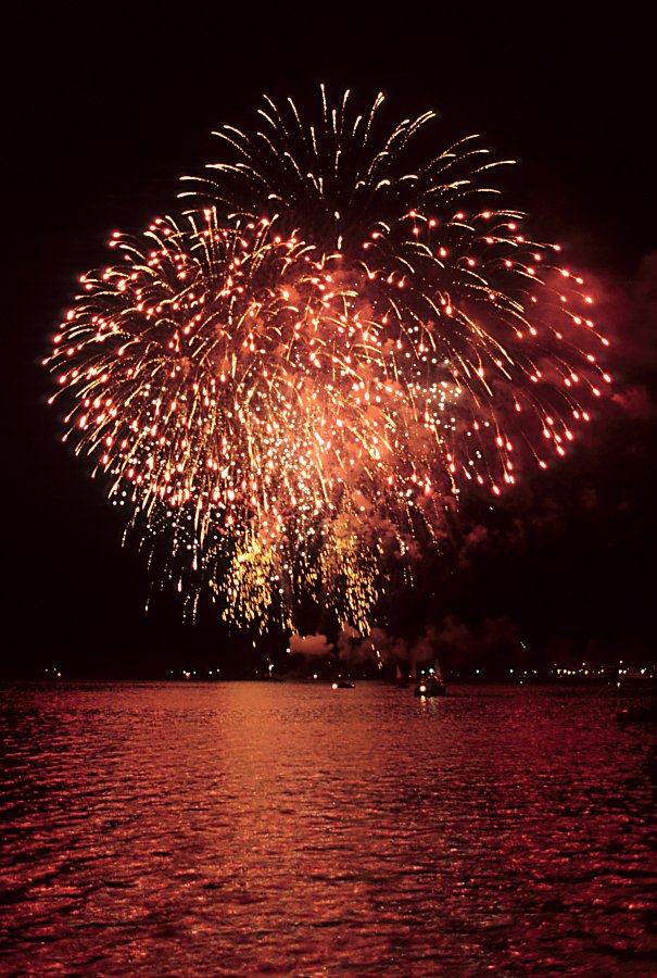 Feuerwerk beim Tegernseer Seefest (1)