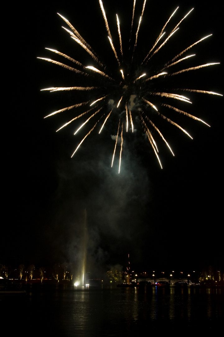 Feuerwerk Binnenalster 01