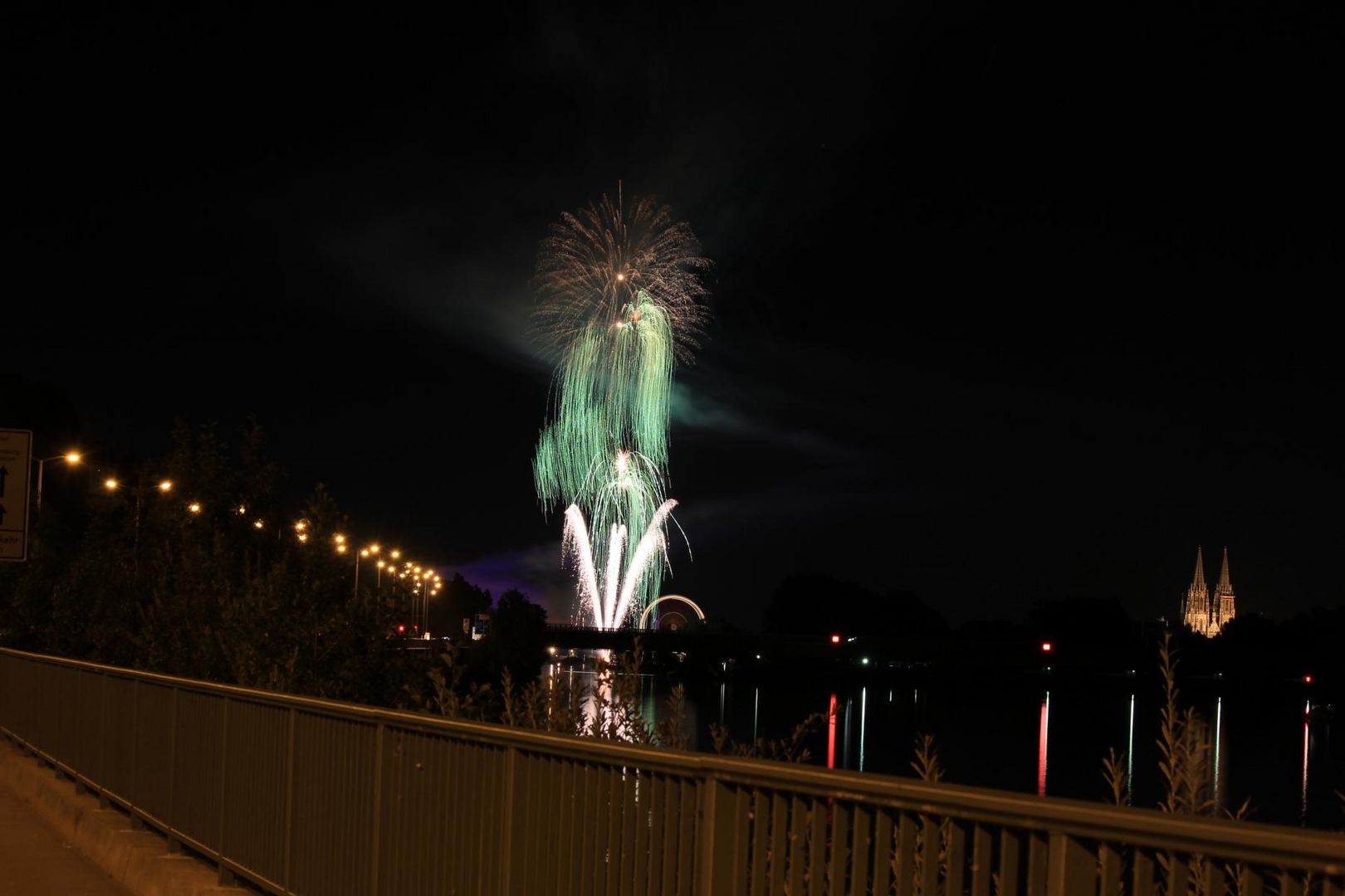 Regensburg Dult Feuerwerk Regensburg Dult Feuerwerk