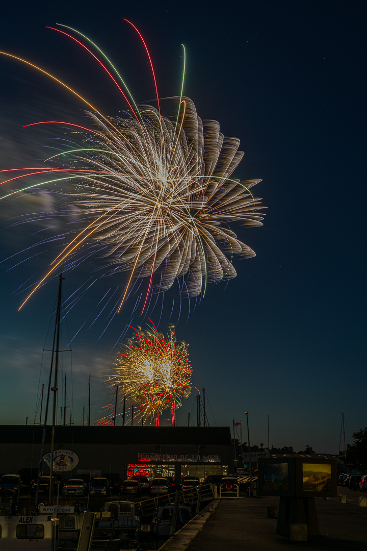 Feuerwerk im Hafen von Paimpol 