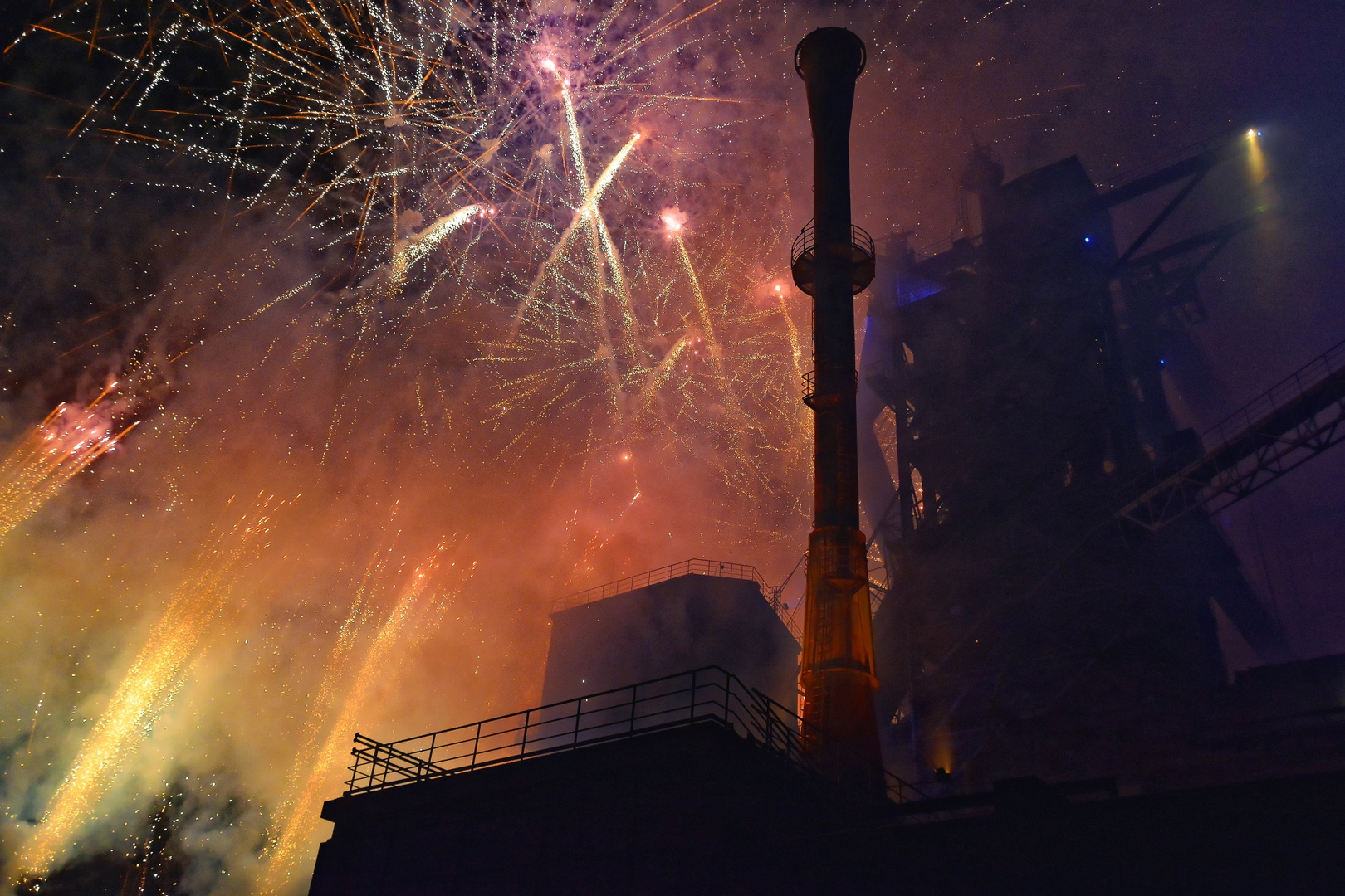 Feuerwerk im Landschaftspark Duisburg Nord