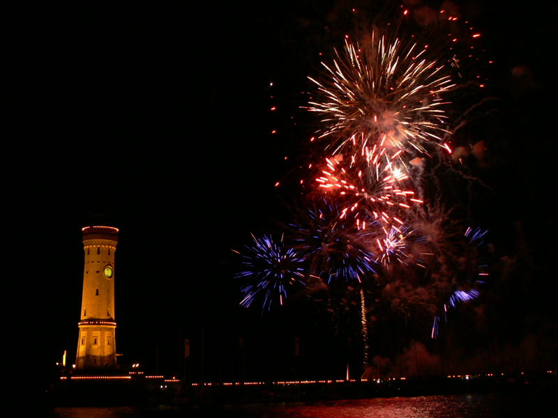 Feuerwerk im Lindauer Hafen