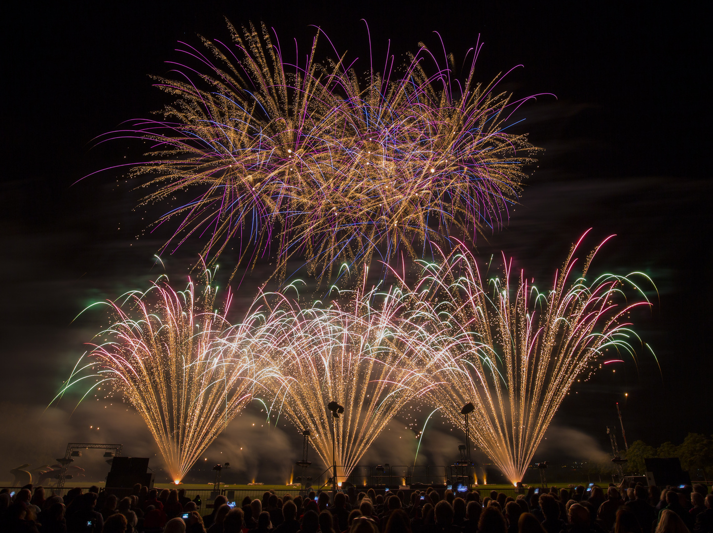 Feuerwerk im Scharnhauser Park