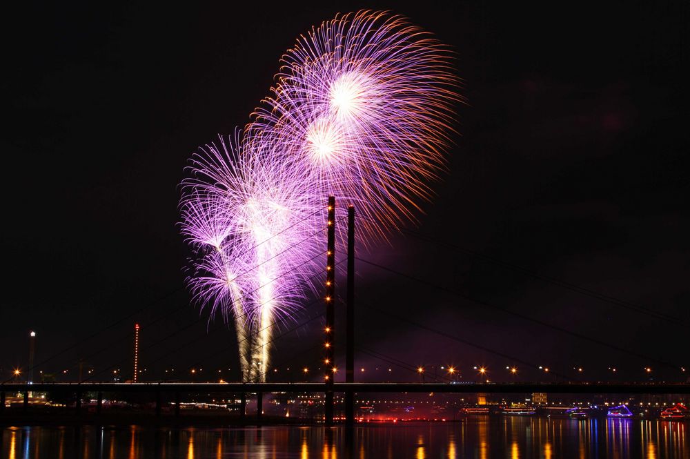 Feuerwerk in Düsseldorf von Spo1983 