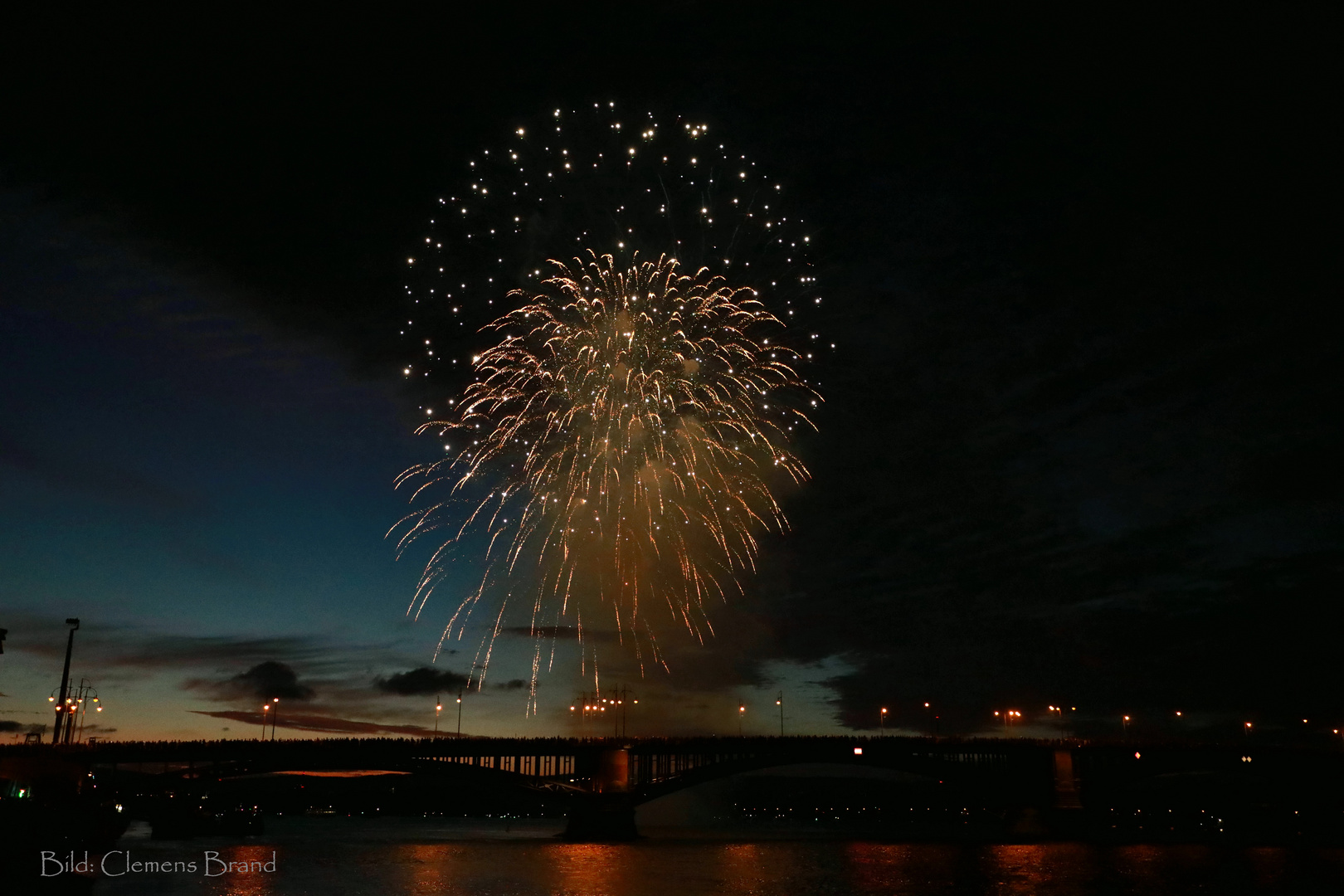 Feuerwerk in Mainz am Rhein Johannesfest II