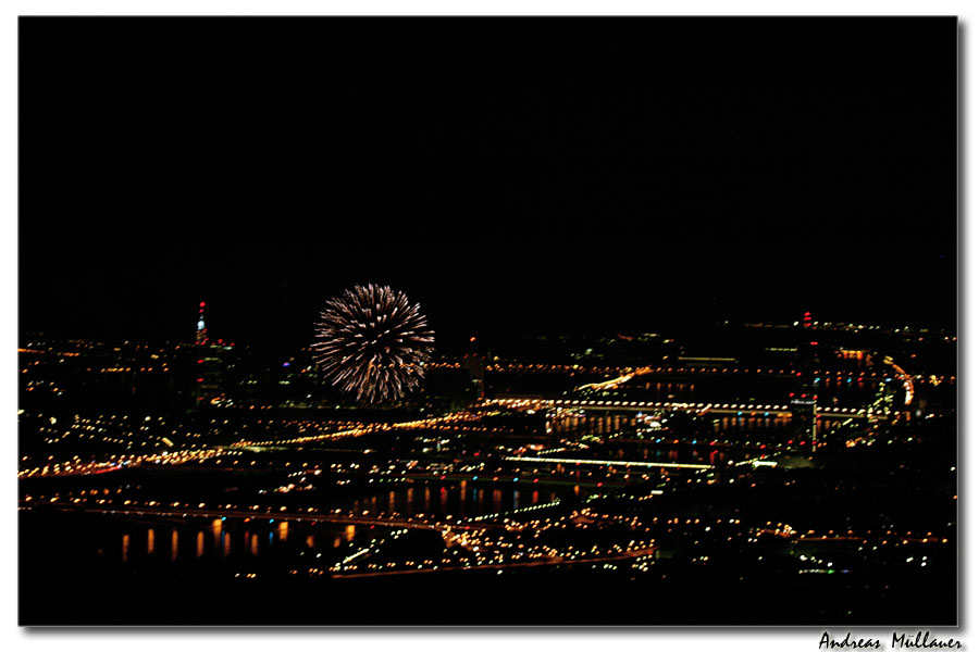 Feuerwerk &quot;in Wien II&quot; Foto &amp; Bild | europe, Österreich, wien Bilder