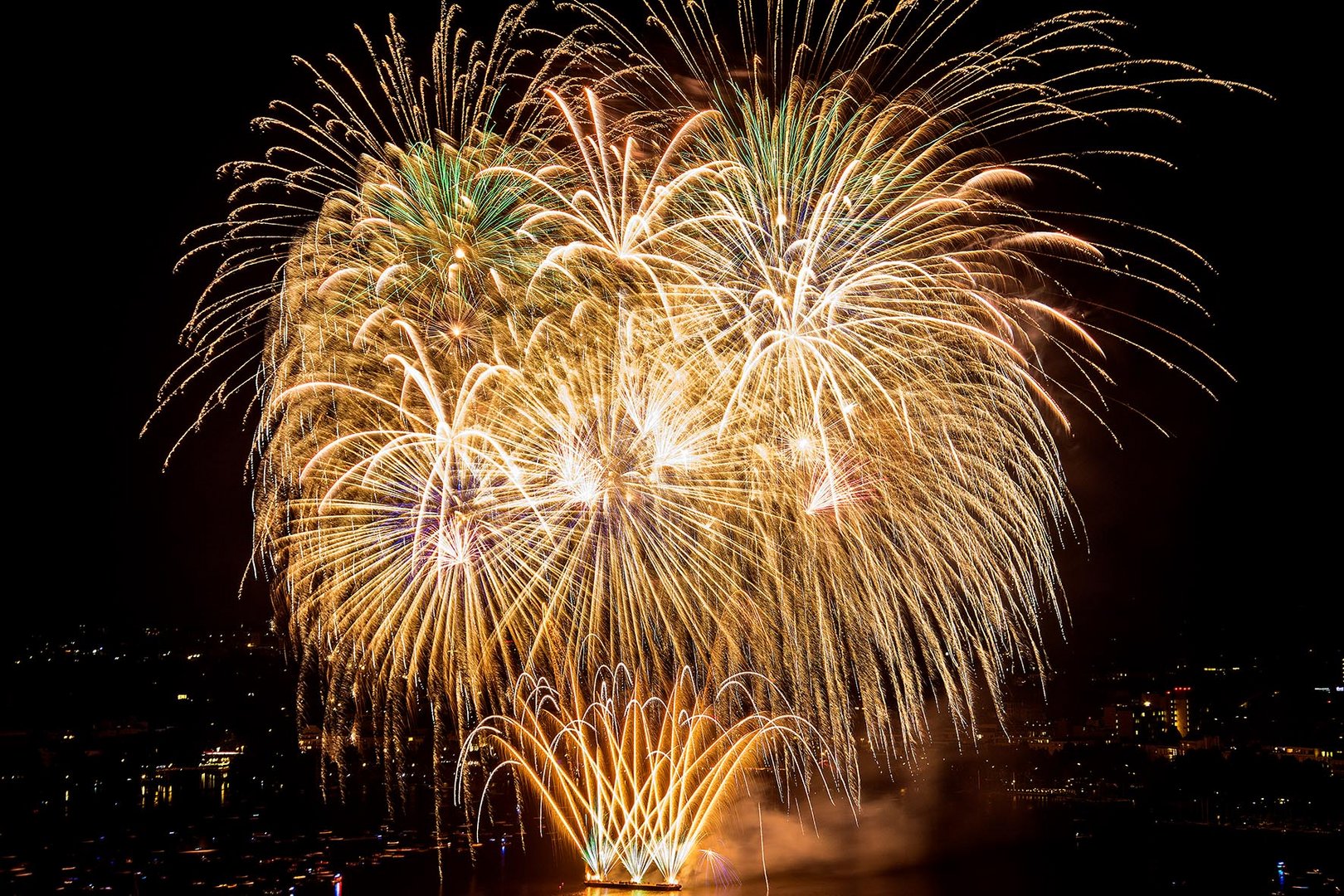 Feuerwerk Japanisches Kirschblütenfest Hamburg -4-