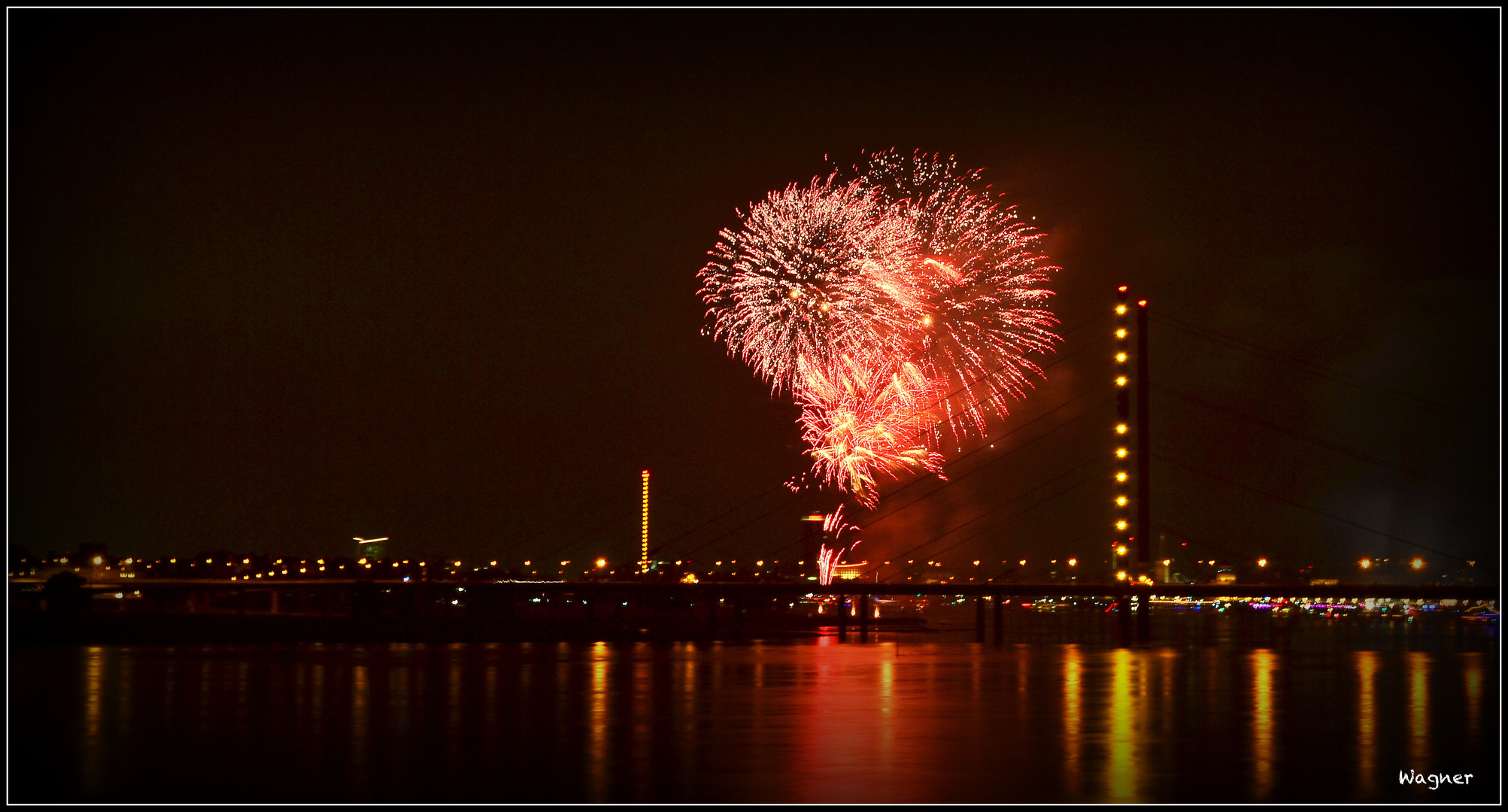 Feuerwerk Japantag 2013 in Düsseldorf