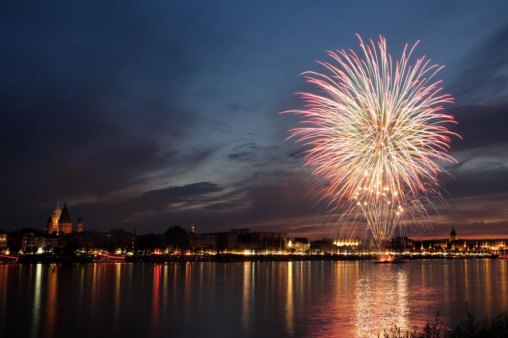 Feuerwerk Johannisfest Mainz 2017 Foto &amp; Bild | kunstfotografie