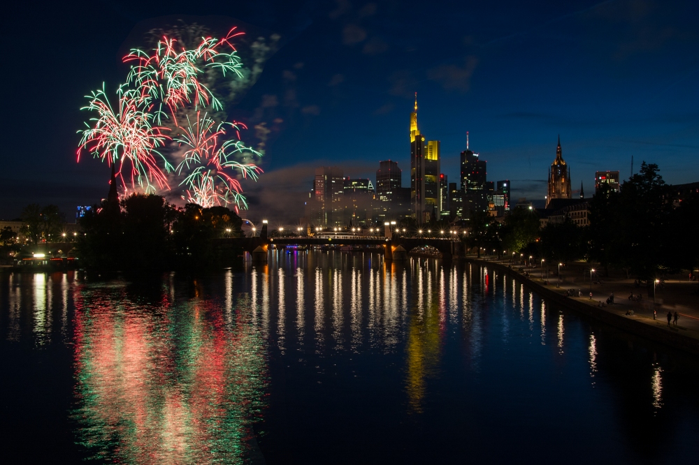 Feuerwerk Mainfest 4