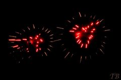 Feuerwerk mit zwei Herzen