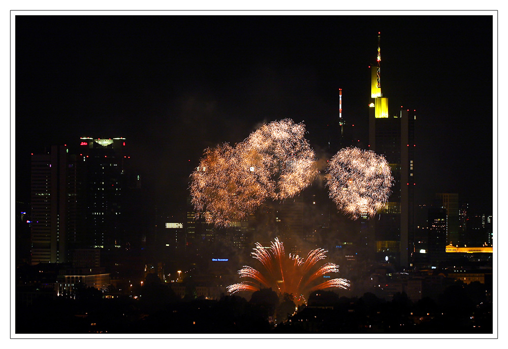 Feuerwerk Museumsuferfest  Frankfurt 2007