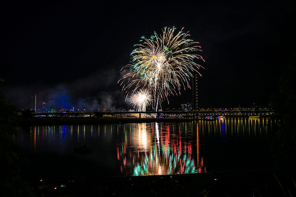 Feuerwerk Rheinkirmes 2019