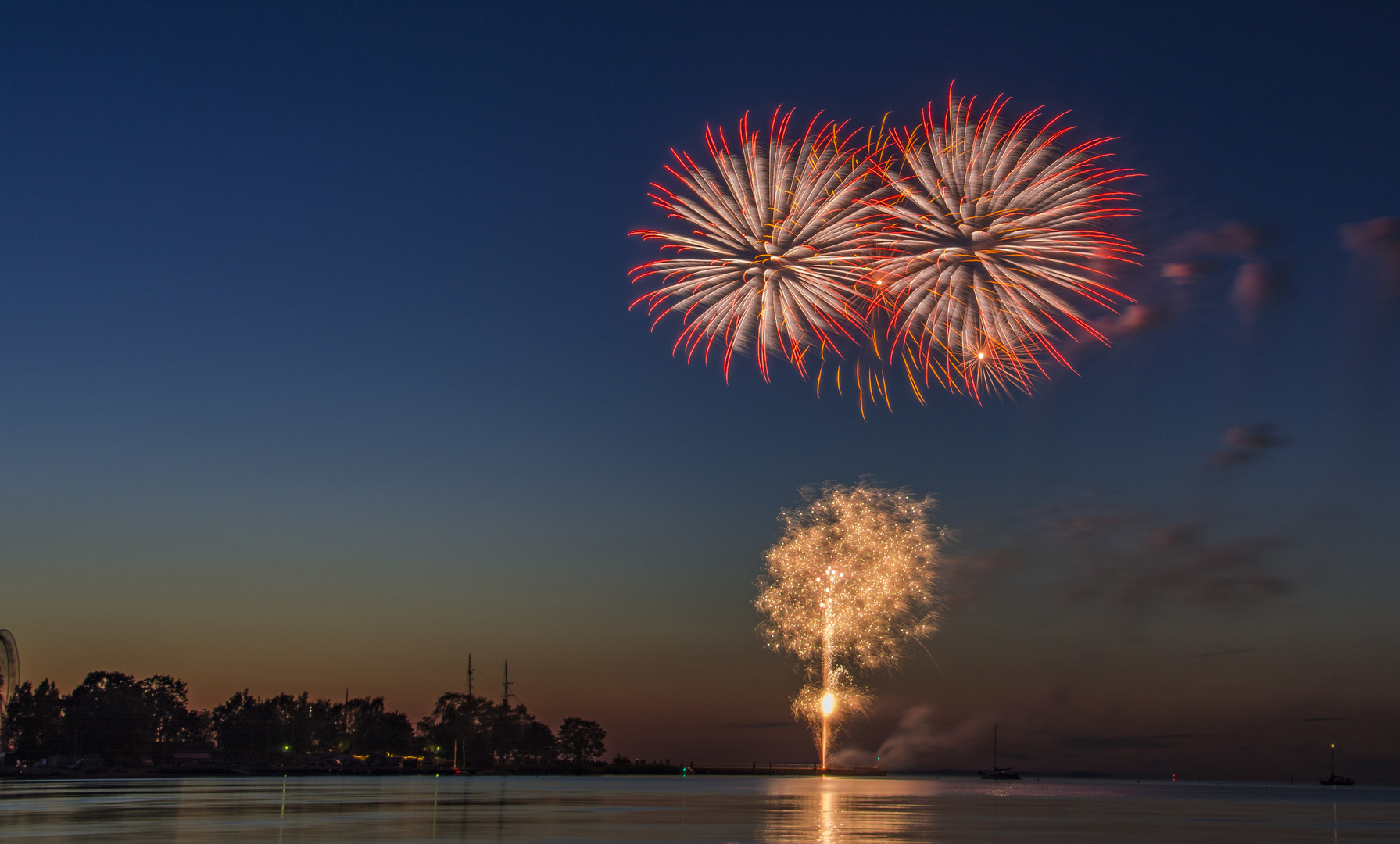 Feuerwerk über dem Greifswalder Bodden