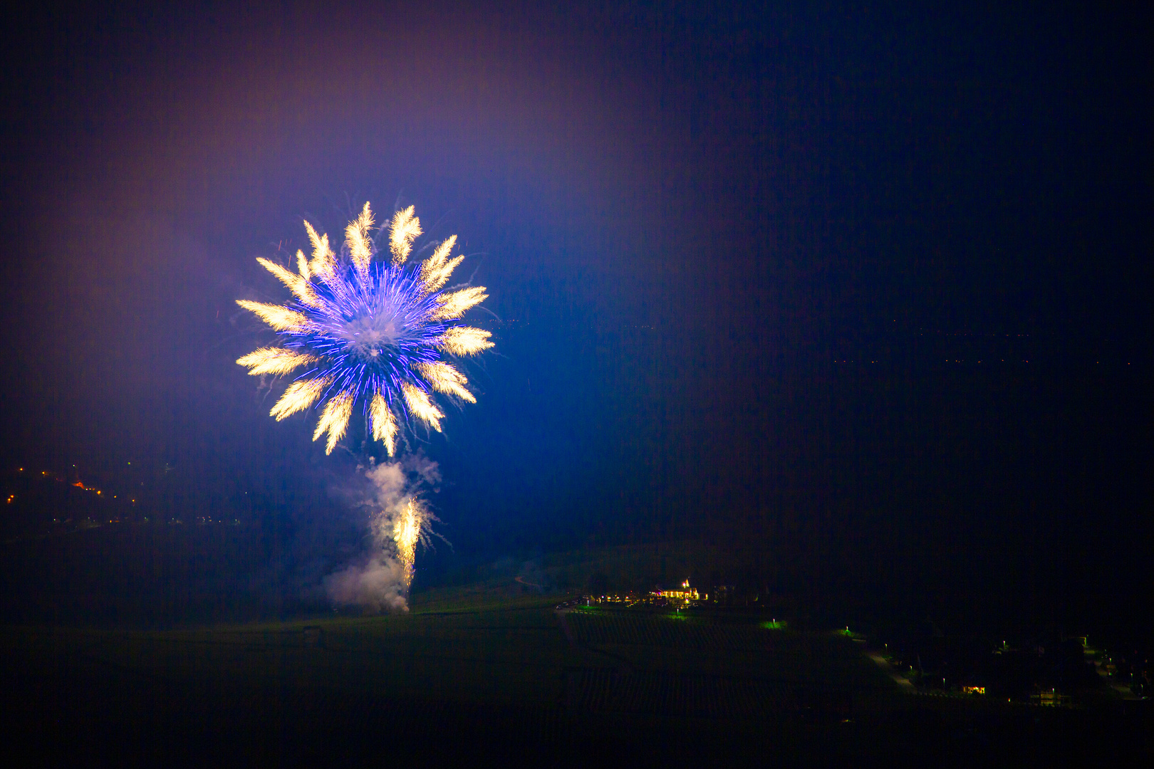 Feuerwerk über dem Kaiserstuhl