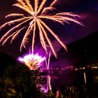 Feuerwerk über dem Neckar kurz nach der Heidelberger Schlossbeleuchtung am 14. Juli