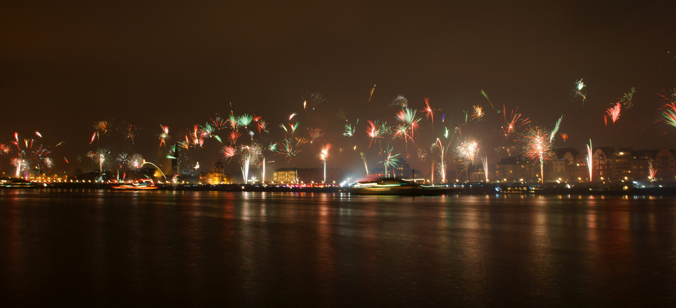 Feuerwerk über der Altstadt