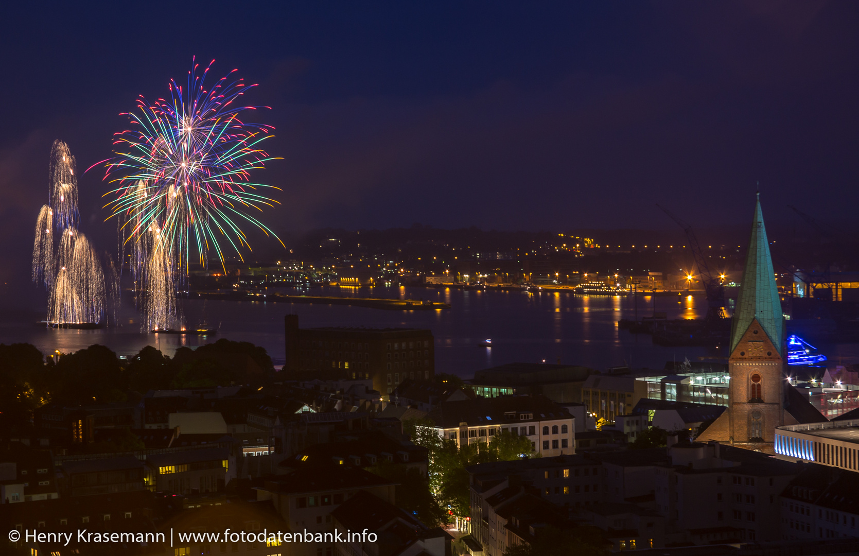 Feuerwerk über Kiel