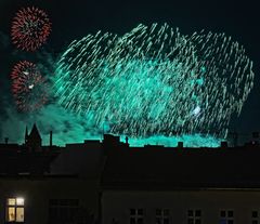 Feuerwerk über Kreuzberg II