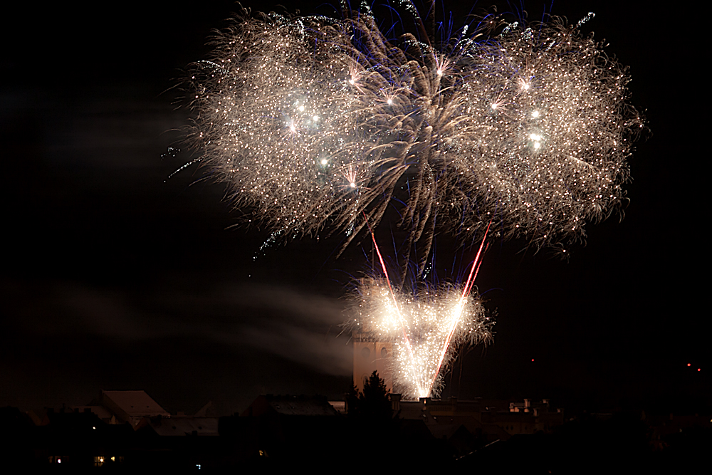 Feuerwerk über Zittauer Rathaus (2)