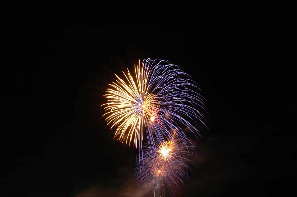 Feuerwerk überm Mittelmeer