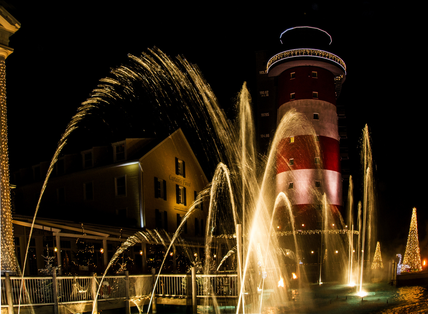 Feuerwerk von Wasserfontänen