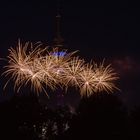 Feuerwerk vorm Olympiaturm