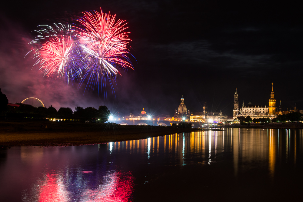 Feuerwerk zum Dresdner Stadtfest 2013