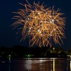 Feuerwerk zum japanischen Kirschblütenfest