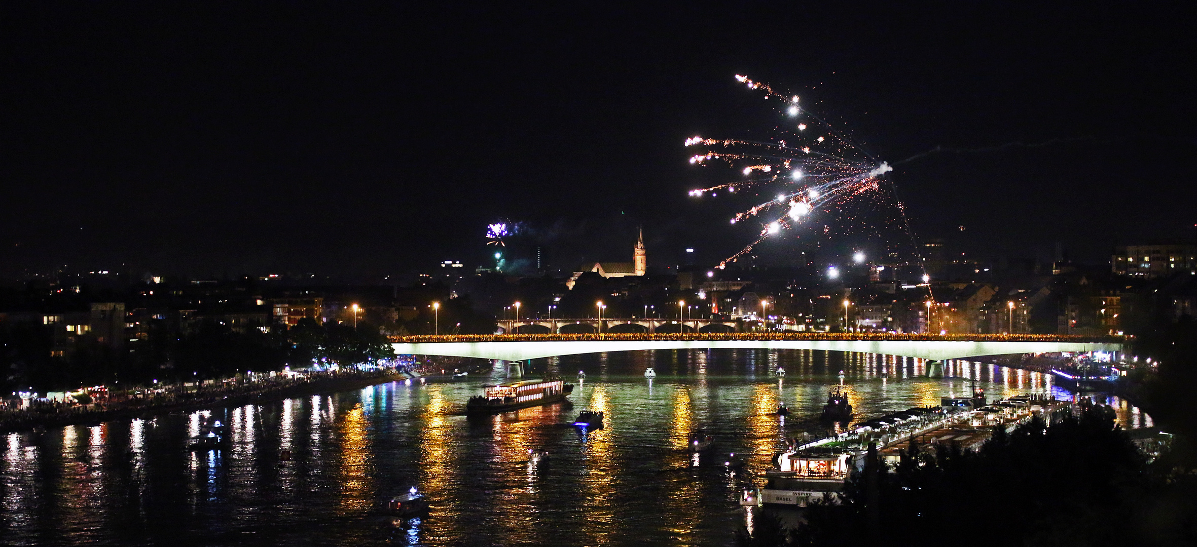 Feuerwerk zur Bundesfeier am Rhein 2017