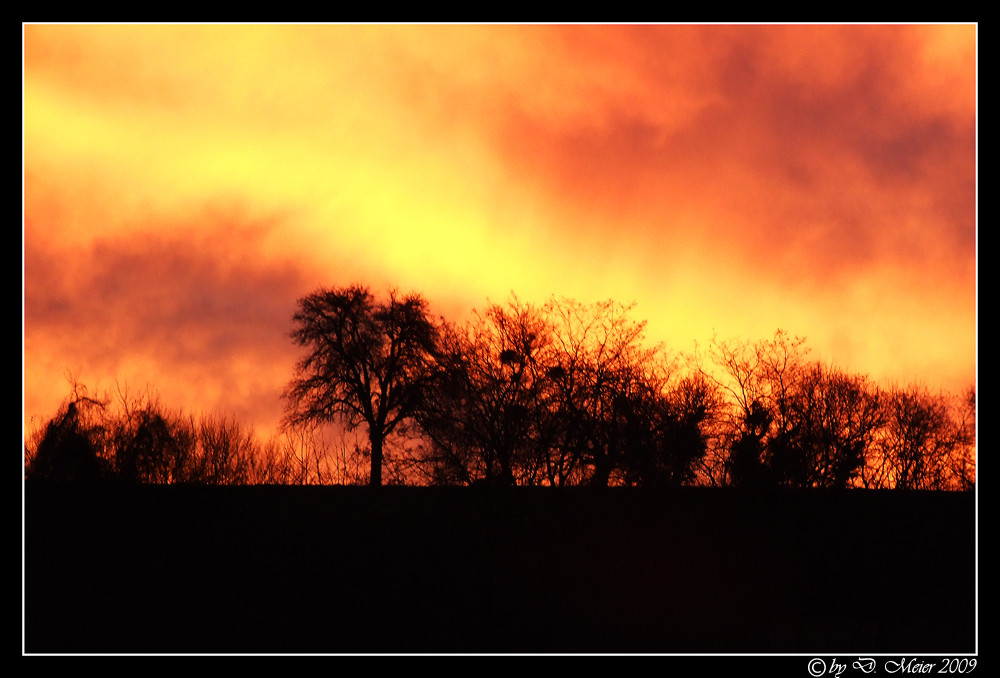 "Feuriger" Sonnenuntergang