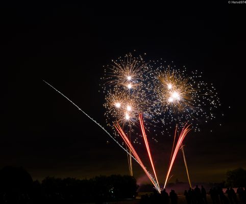 Feux d'artifice à Bouaye (44)