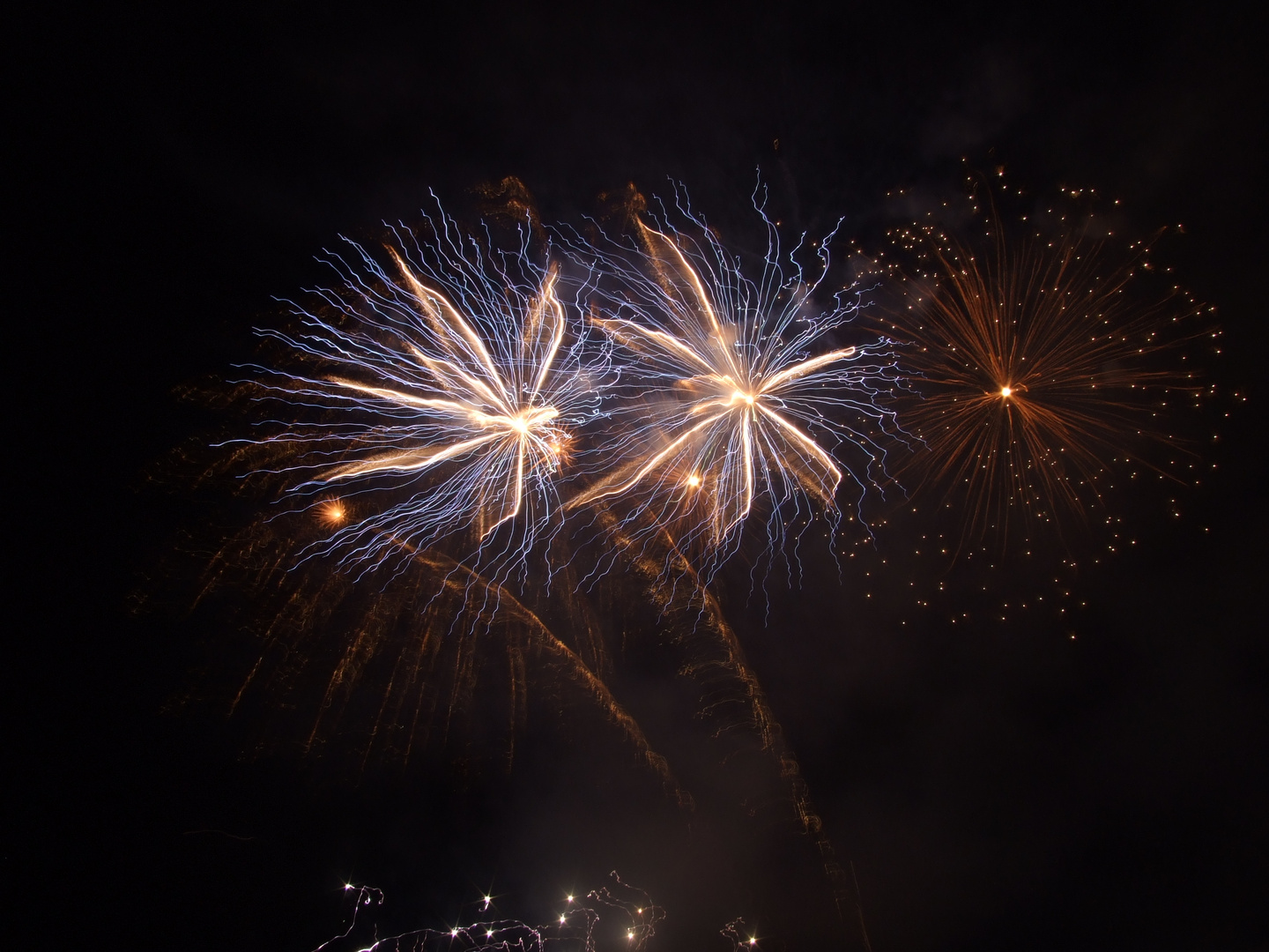 Feux d'artifice sur le lac du Bourget