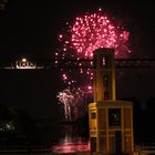 Feux Rouges sur Puteaux vus de l'écluse de Suresnes