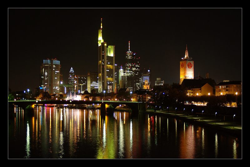 ffm @ night