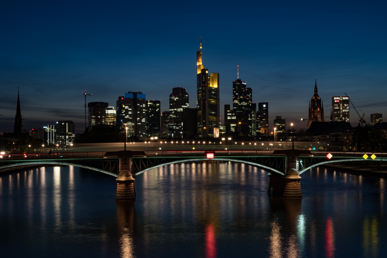 FFM Skyline blue hour