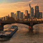 FFM Skyline im Sonnenuntergang 