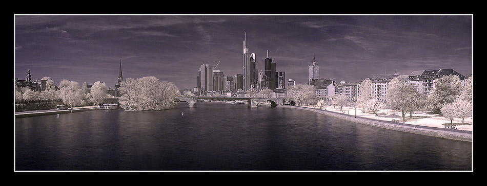 Ffm Skyline in IR