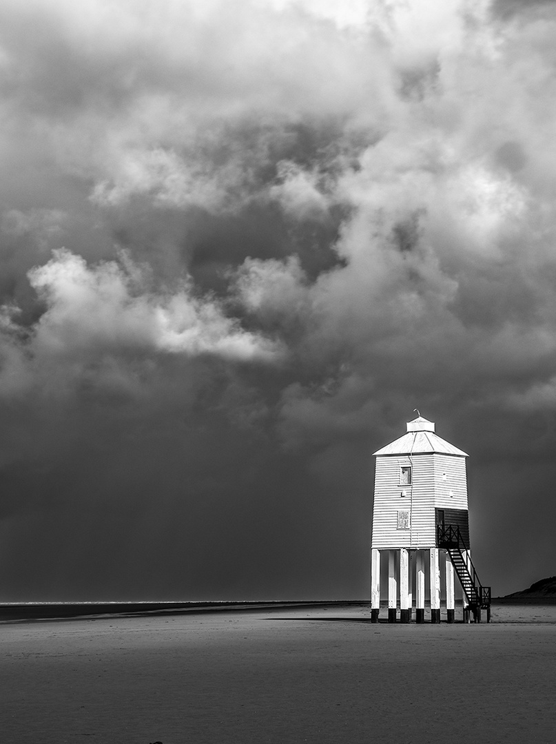 FG98, Burnham on sea, low lighthouse sw