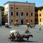 Fiaker auf der Piazza dei Cavalieri in Pisa