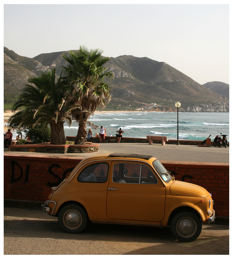 Fiat 500 in Portixeddu/Sardinien