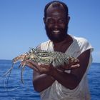 Fidschifischer mit frischgefangenem Lobster