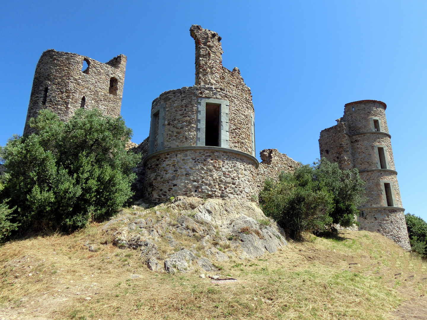 Fière ruine médiévale