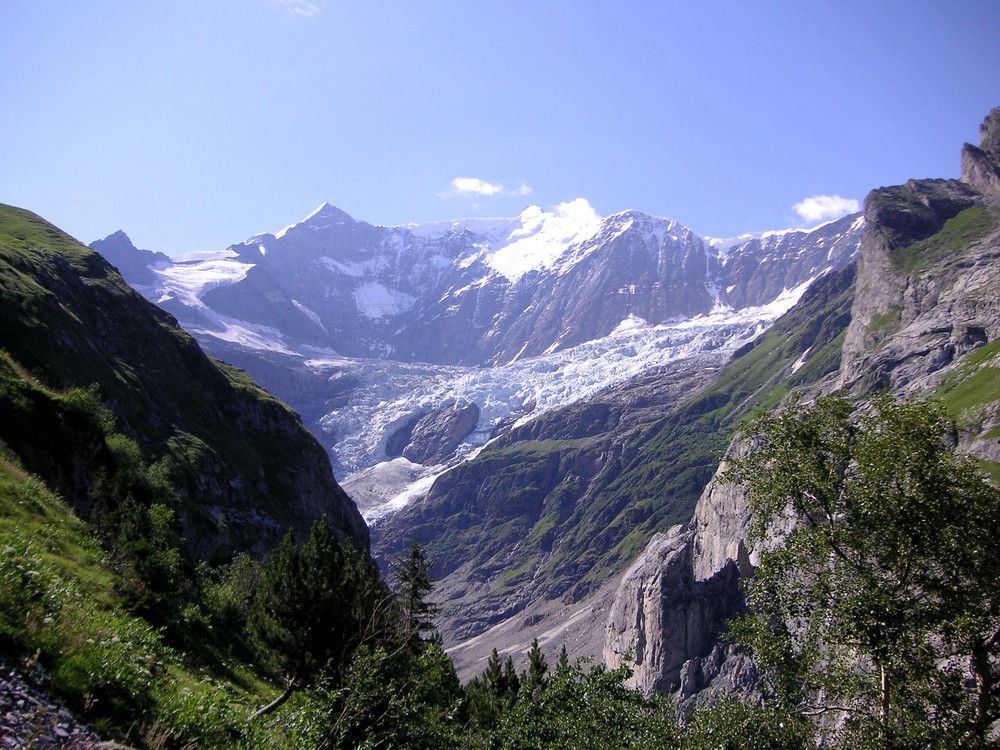 Fiescherhörner mit Eiger-Absturzstelle