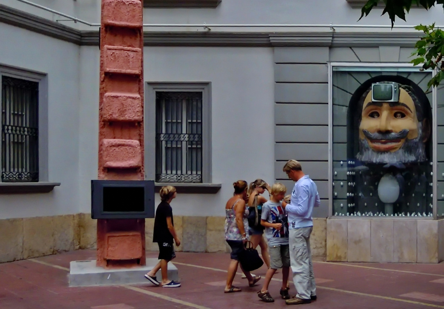 Figueras: Dalí-Streetart