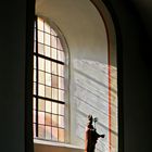 Figur am Fenster