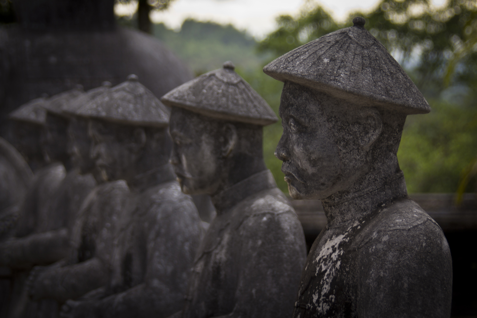 Figuren am Kaisergrab Lang Khai Dinh - Vietnam [11]