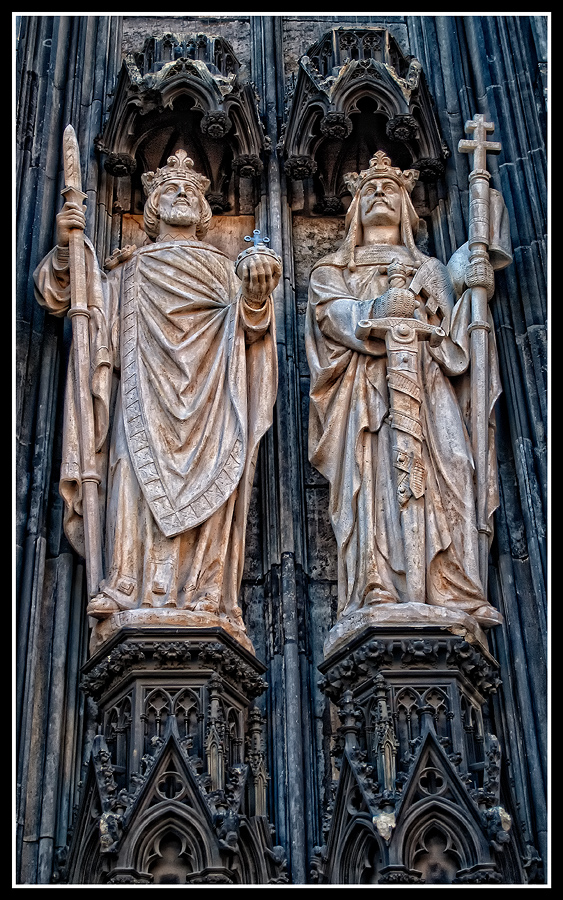 Figuren am Kölner Dom