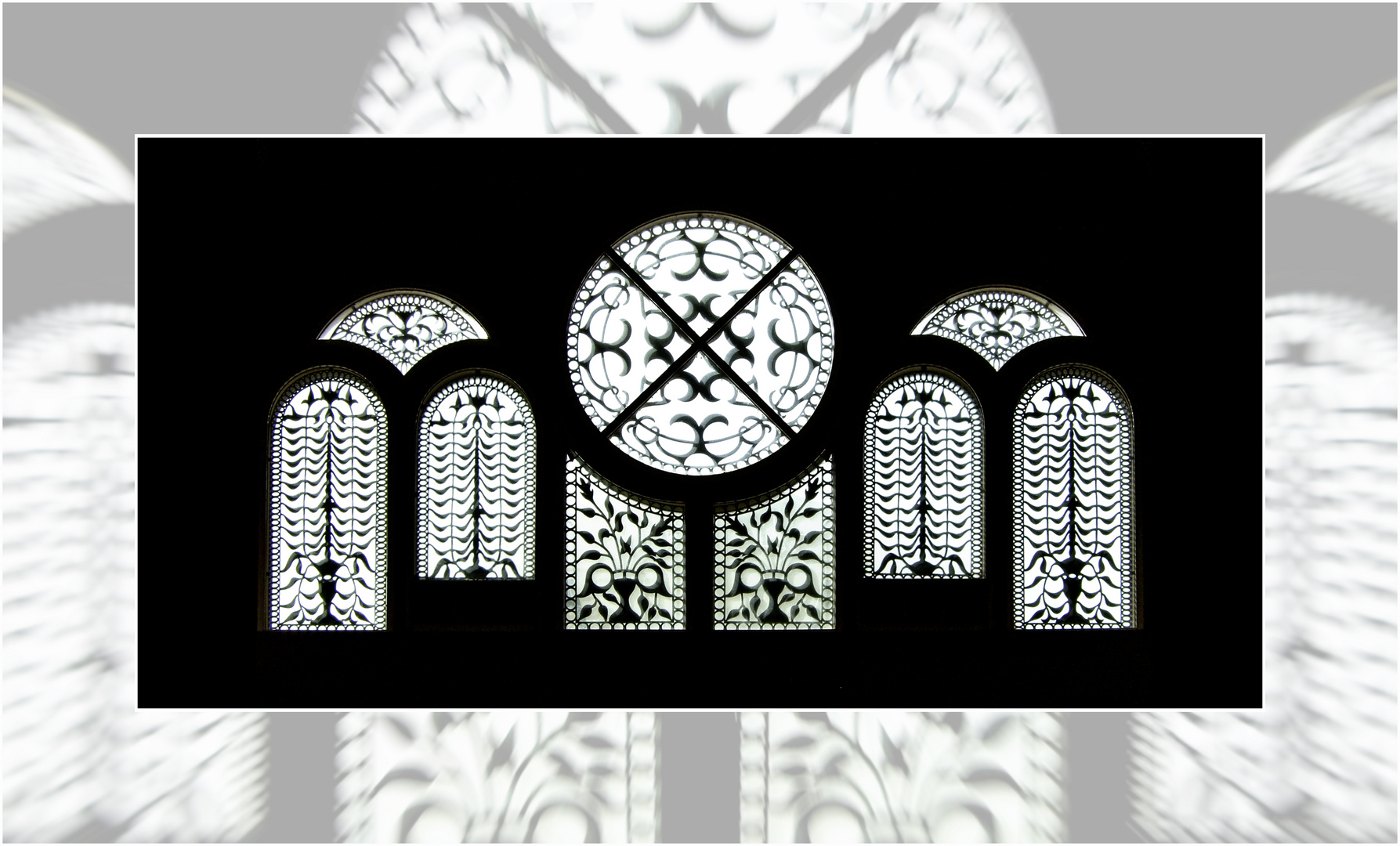 Filigranes Fenster Und Schiebetuersystem filigrane fenster foto bild fenster motive souk Filigranes Fenster Und Schiebetuersystem filigrane fenster foto bild fenster motive souk