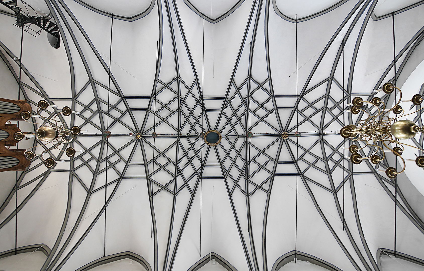 filigranes Gewölbe der Jesuitenkirche in Bad Münstereifel